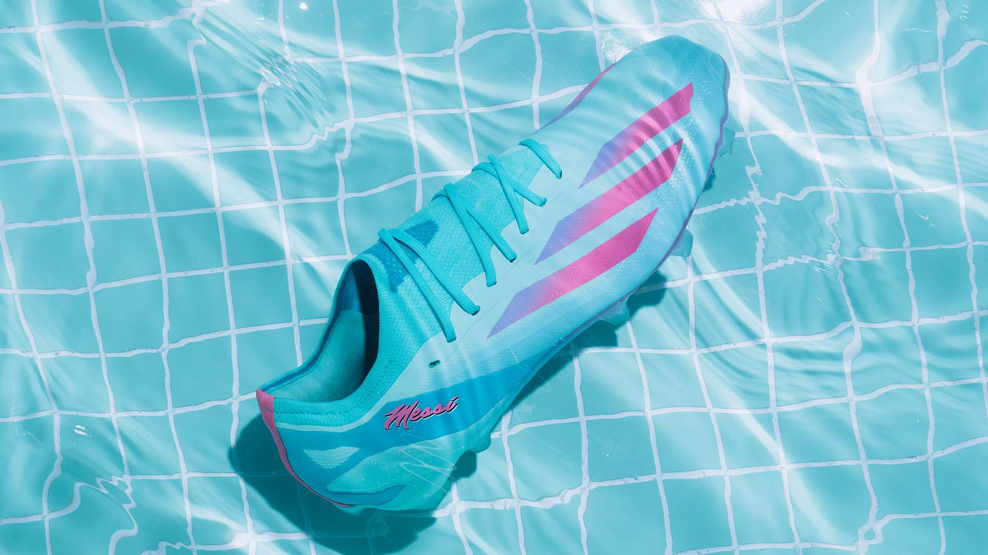 場邊人語／泰坦上簽 誰人岀線.