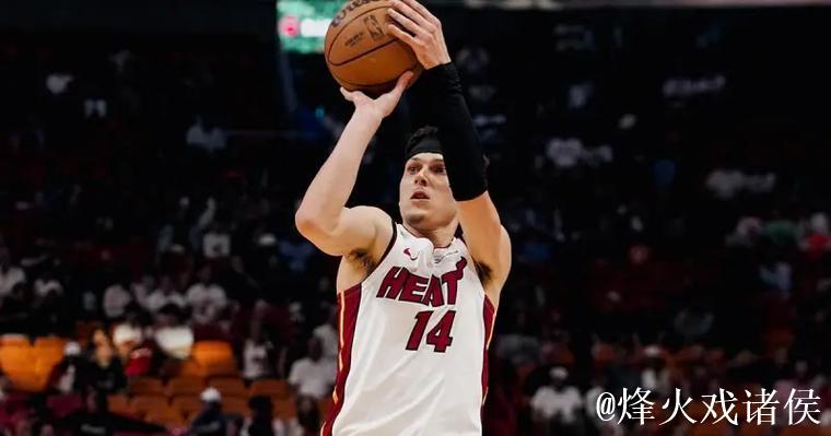 斯波:希罗赛前自我感觉状态不佳,明天会重新评估他的情况 斯波:希罗赛前自我感觉状态不佳,明天会重新评估他的情况